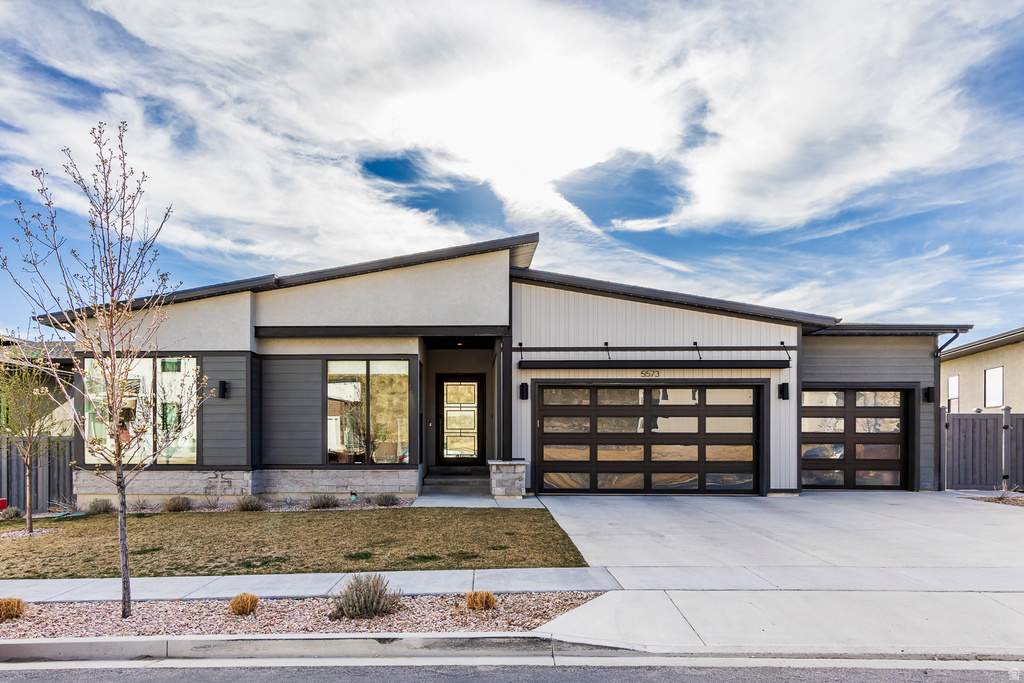 5573 N CANYON RIM RD Lehi, UT 84048