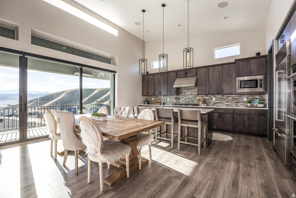 5573 N CANYON RIM RD Lehi, UT 84048