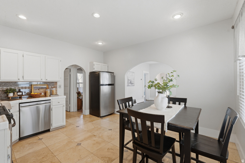 2434 S 900 E Salt Lake City, UT 84106