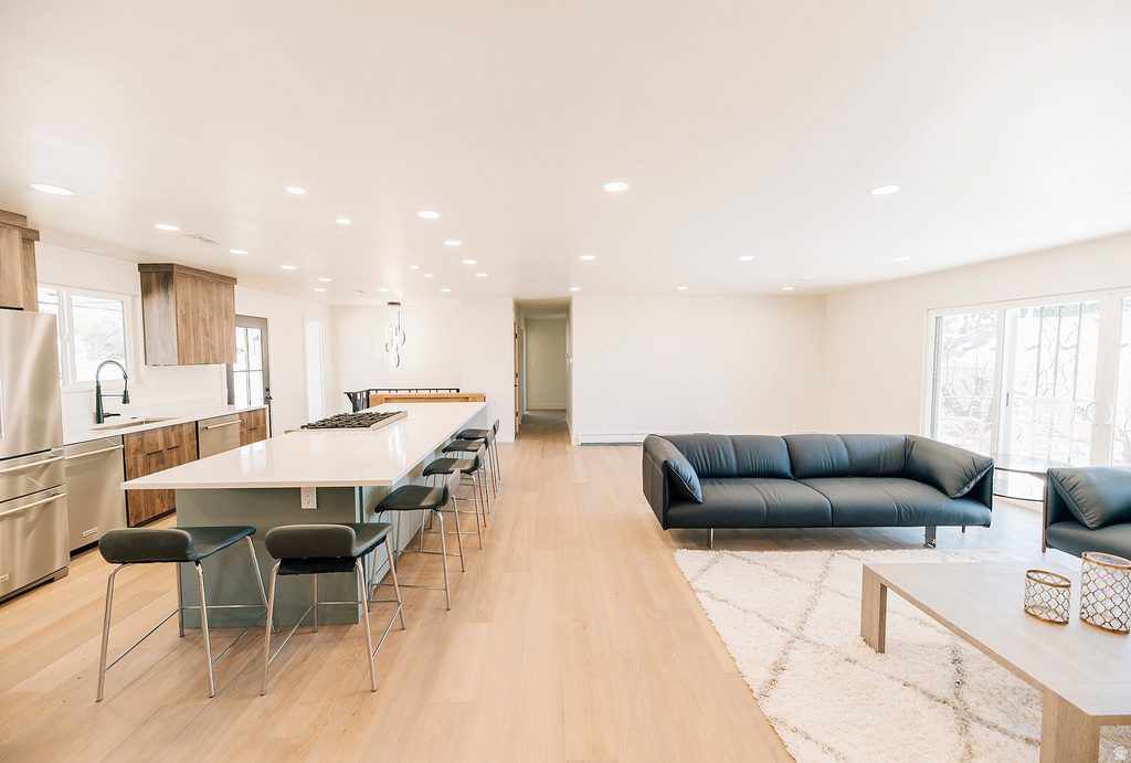 610 S 800 E Centerville, UT 84014