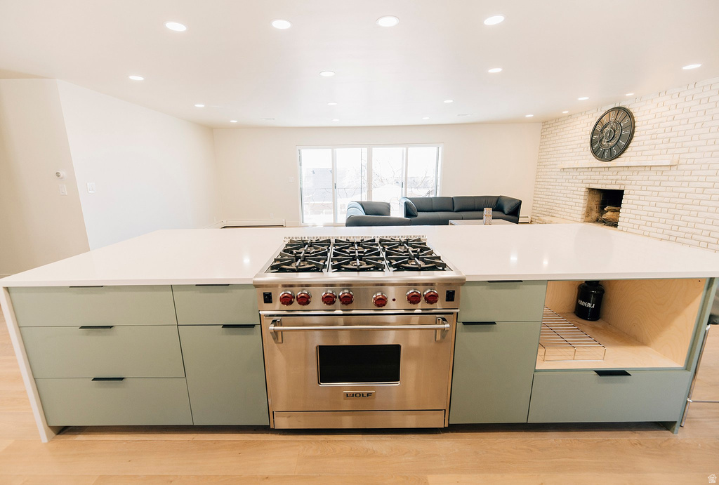 610 S 800 E Centerville, UT 84014