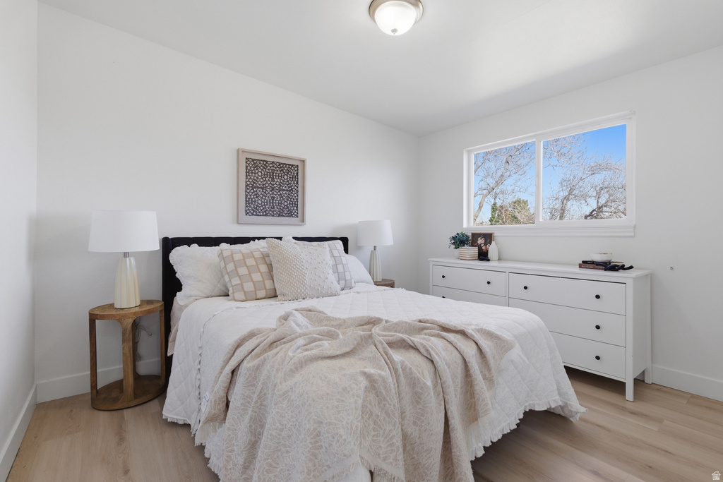 3856 W MOORGATE AVE Salt Lake City, UT 84120