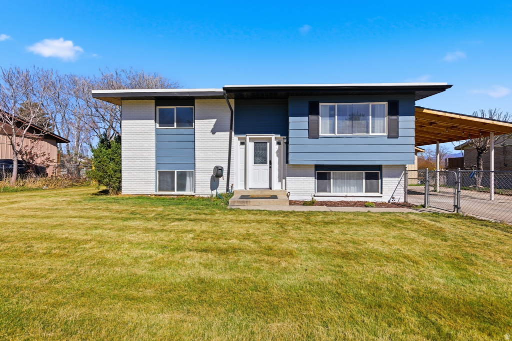 3856 W MOORGATE AVE Salt Lake City, UT 84120