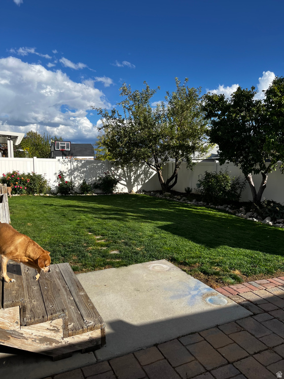 6657 W HAVEN MAPLE DR West Jordan, UT 84081