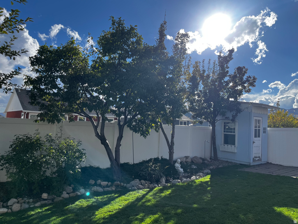 6657 W HAVEN MAPLE DR West Jordan, UT 84081