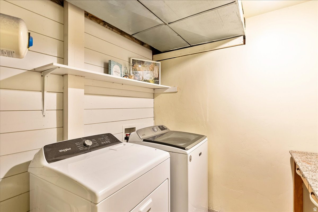 6657 W HAVEN MAPLE DR West Jordan, UT 84081