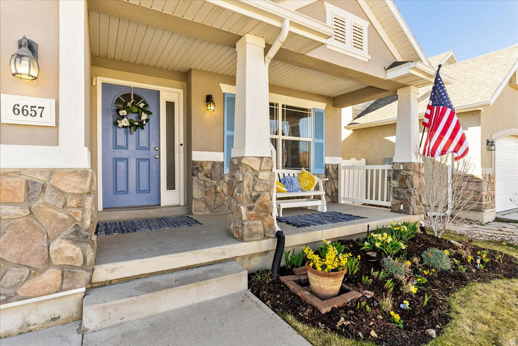 6657 W HAVEN MAPLE DR West Jordan, UT 84081