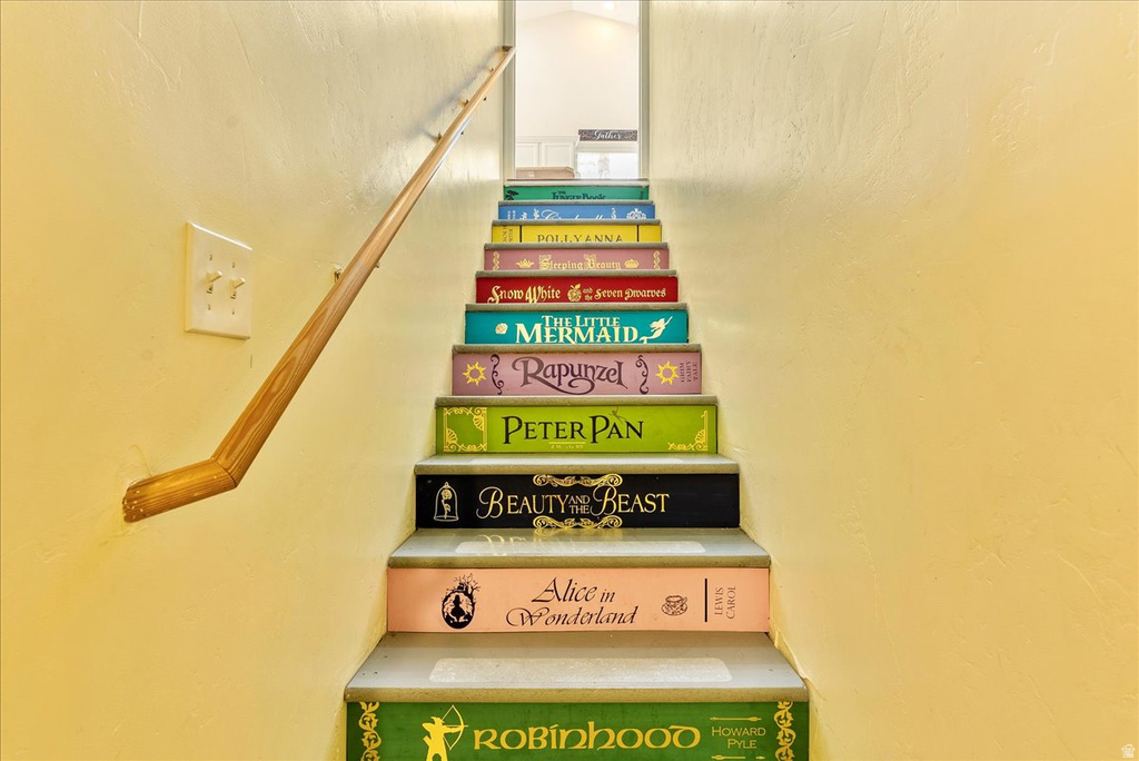 6657 W HAVEN MAPLE DR West Jordan, UT 84081