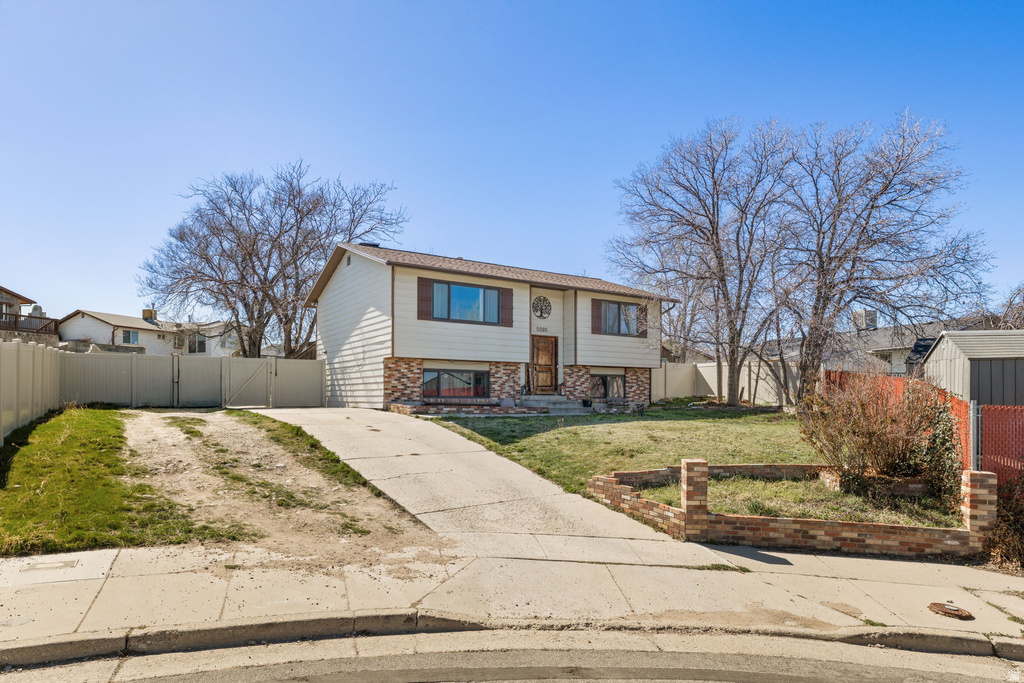 5080 S LEWIS CLARK CIR Kearns, UT 84118