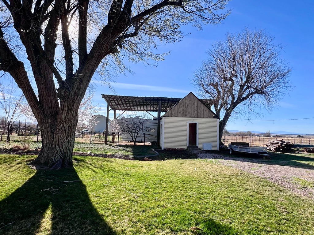 479 E 100 N Meadow, UT 84644