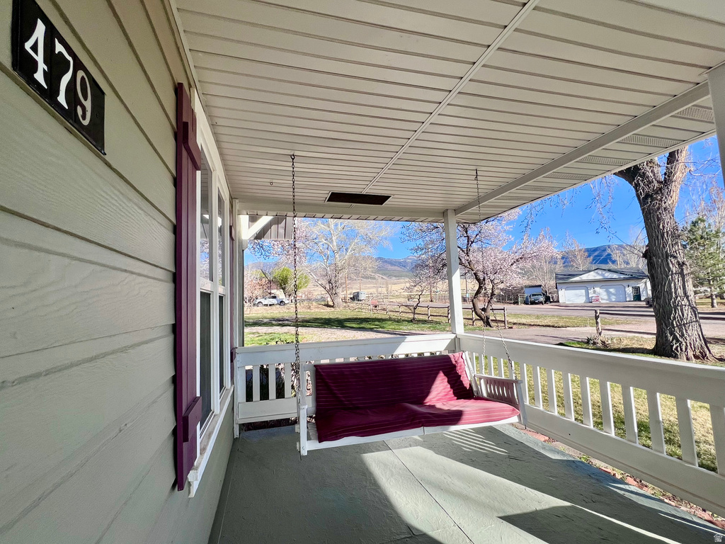 479 E 100 N Meadow, UT 84644