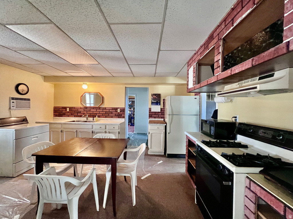 479 E 100 N Meadow, UT 84644