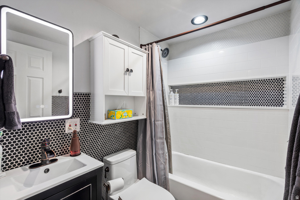 88 S ELLISON ST Layton, UT 84041