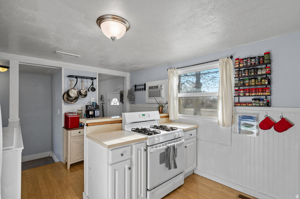 88 S ELLISON ST Layton, UT 84041