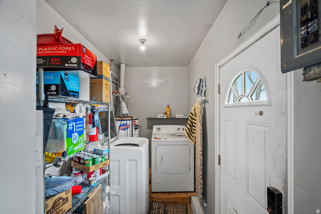 88 S ELLISON ST Layton, UT 84041