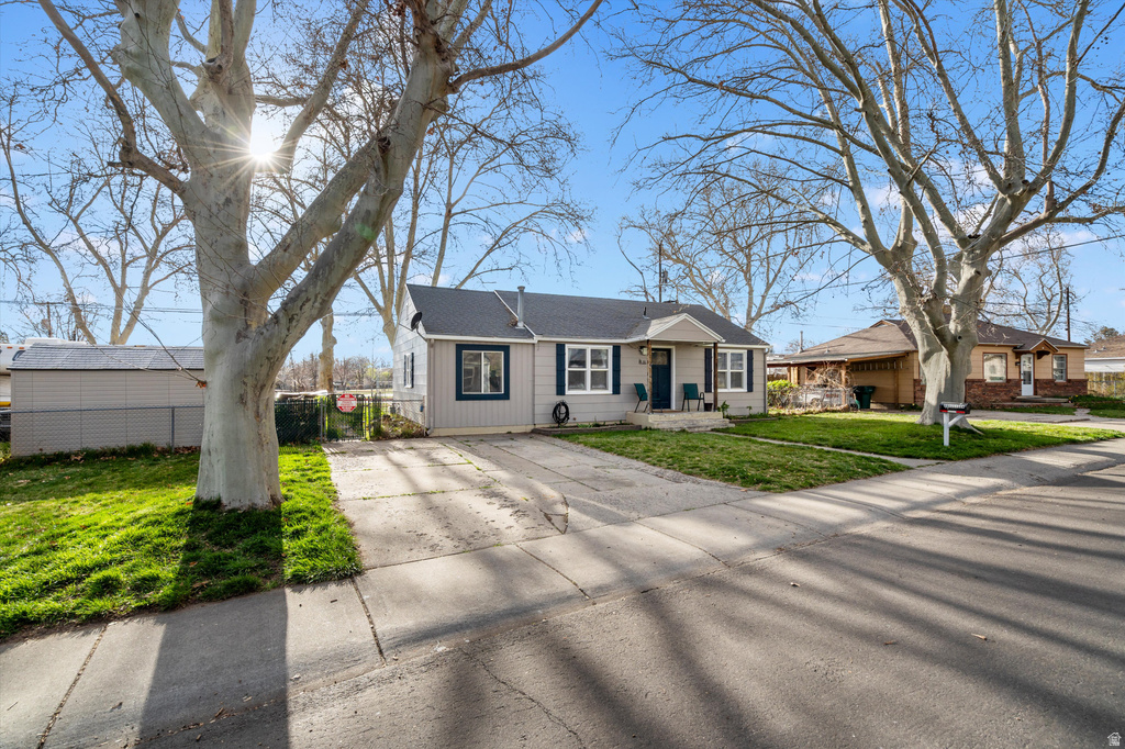 88 S ELLISON ST Layton, UT 84041