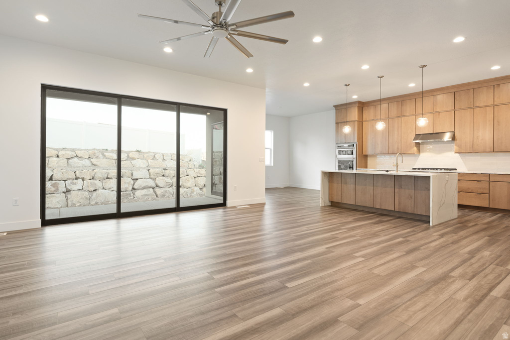 1142 W GOSSAMER LN #9 Saratoga Springs, UT 84045