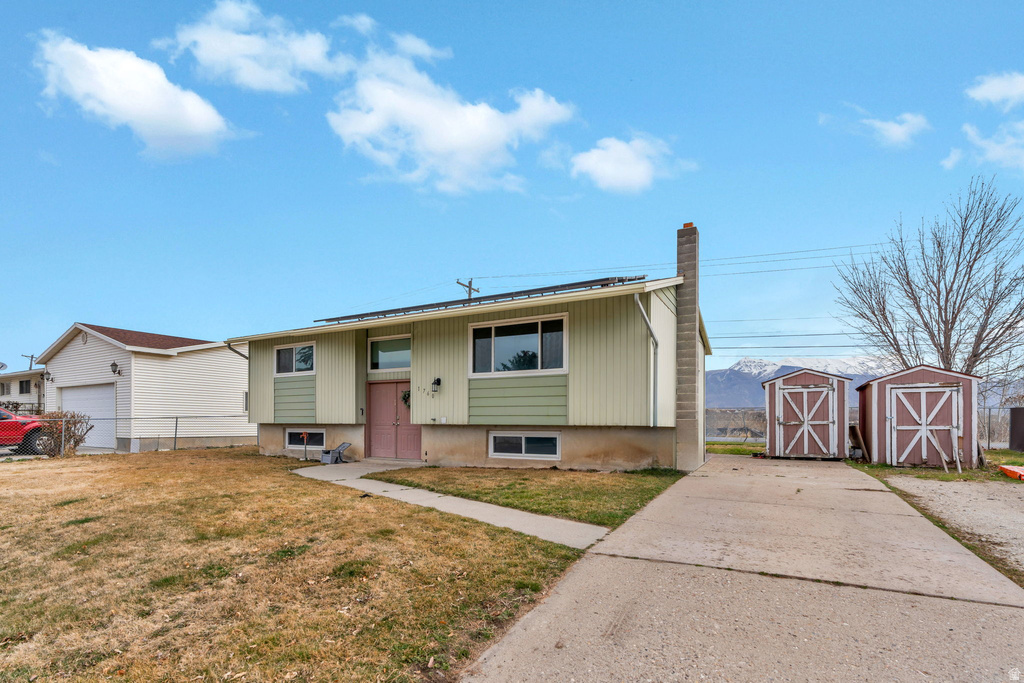 1760 N 340 W Lehi, UT 84043
