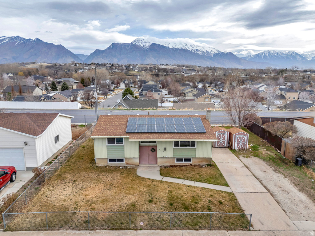1760 N 340 W Lehi, UT 84043