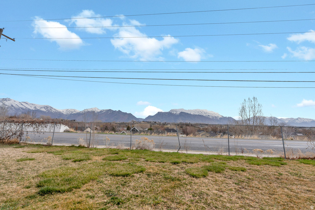 1760 N 340 W Lehi, UT 84043
