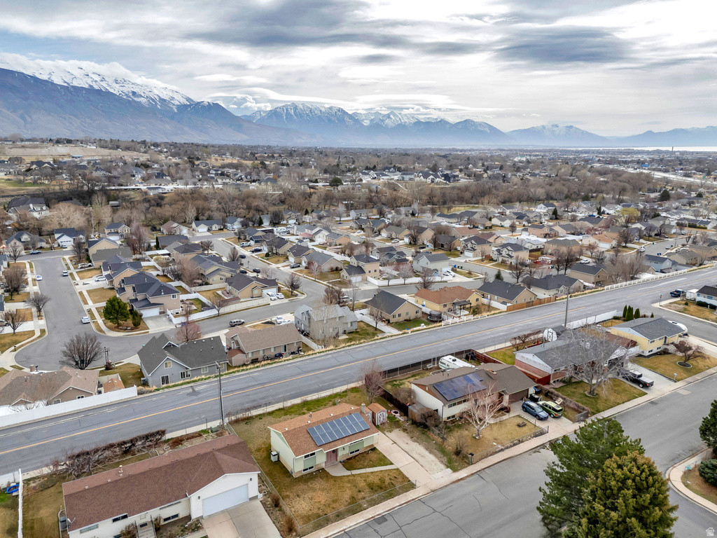 1760 N 340 W Lehi, UT 84043