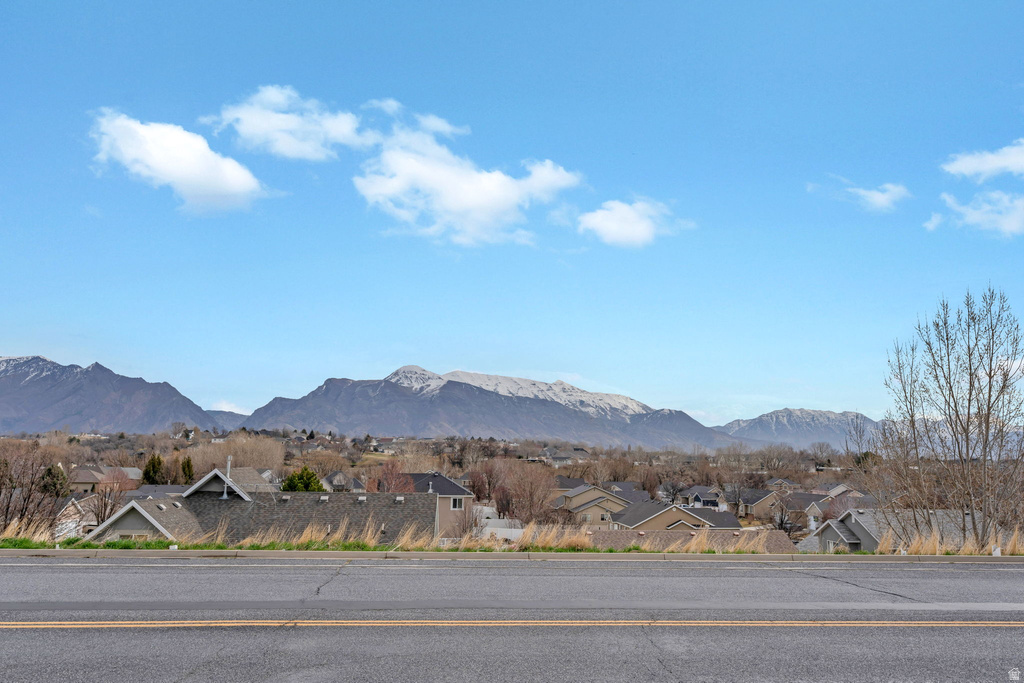 1760 N 340 W Lehi, UT 84043