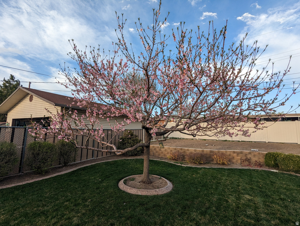 2088 N 450 W Sunset, UT 84015