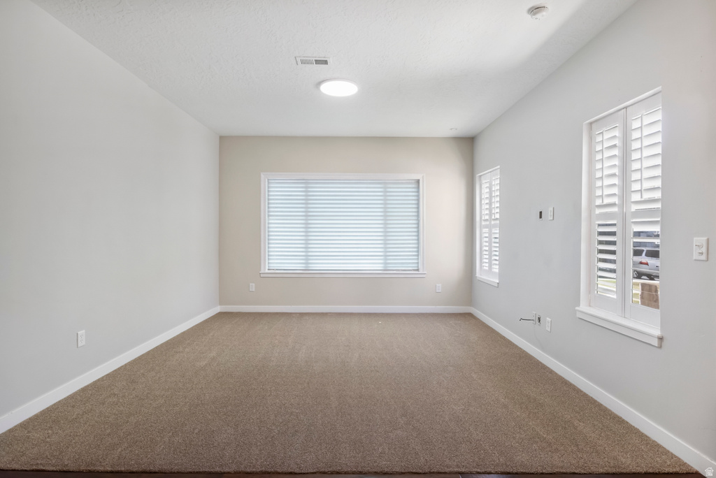 3708 W PERIWINKLE DR South Jordan, UT 84095