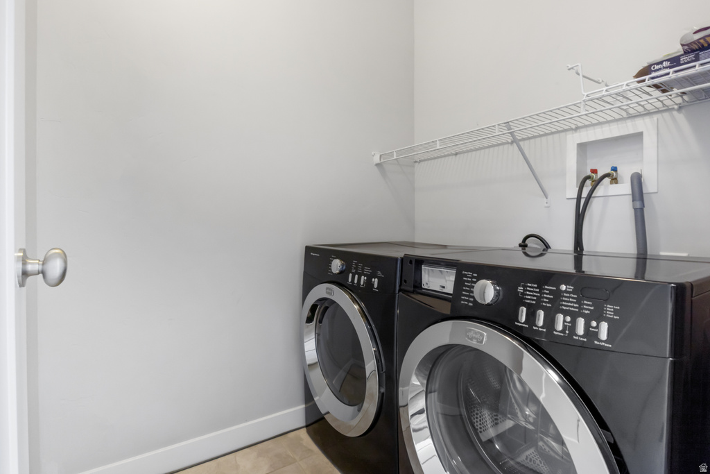 3708 W PERIWINKLE DR South Jordan, UT 84095