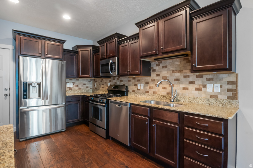 3708 W PERIWINKLE DR South Jordan, UT 84095