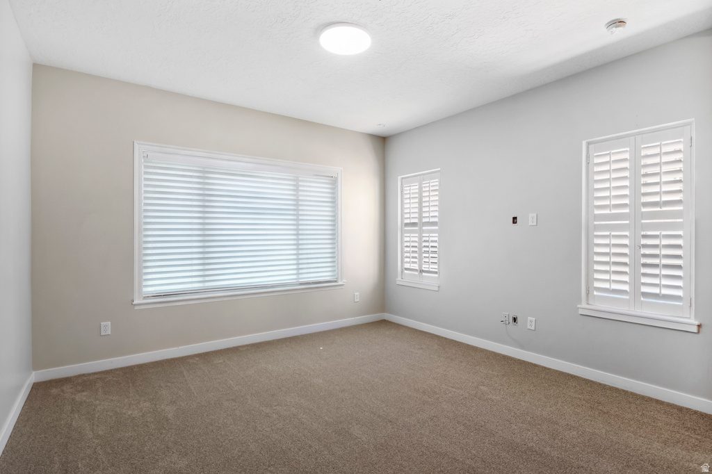 3708 W PERIWINKLE DR South Jordan, UT 84095