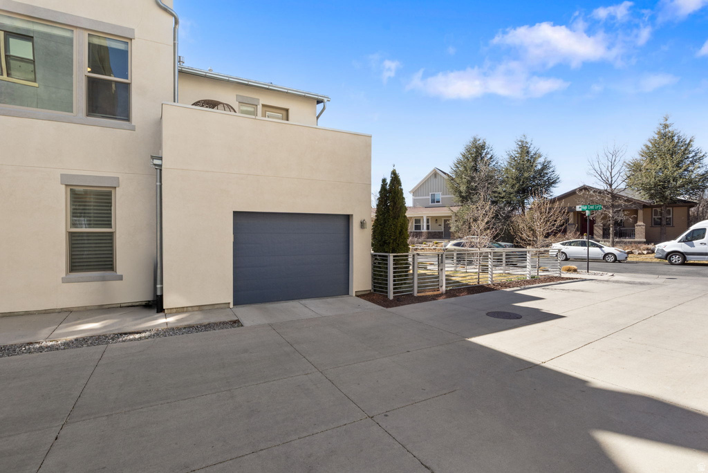 11267 S HIGH CREST LN South Jordan, UT 84009