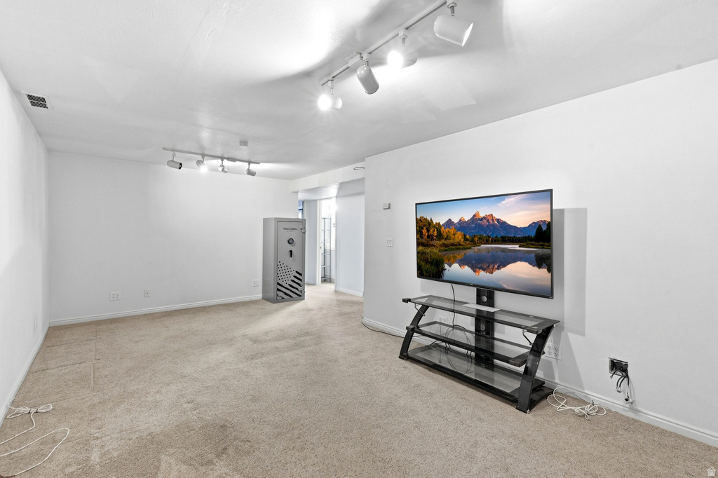 4229 S 2785 W West Valley City, UT 84119