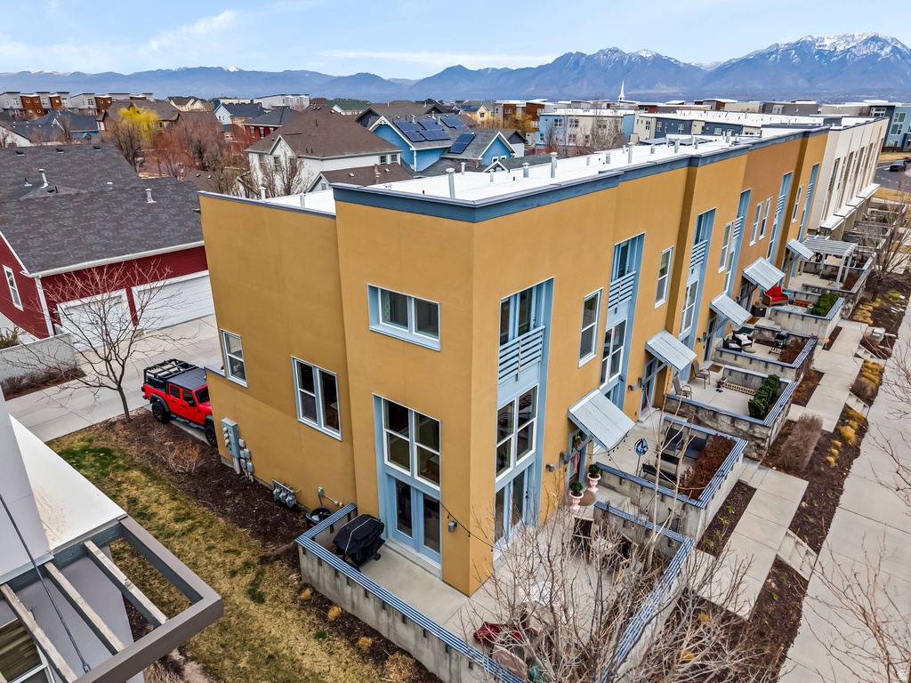 4628 W SOUTH JORDAN PKWY South Jordan, UT 84009