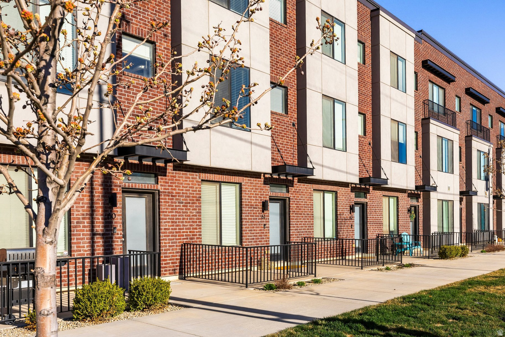 25 E CENTER ST #61 North Salt Lake, UT 84054