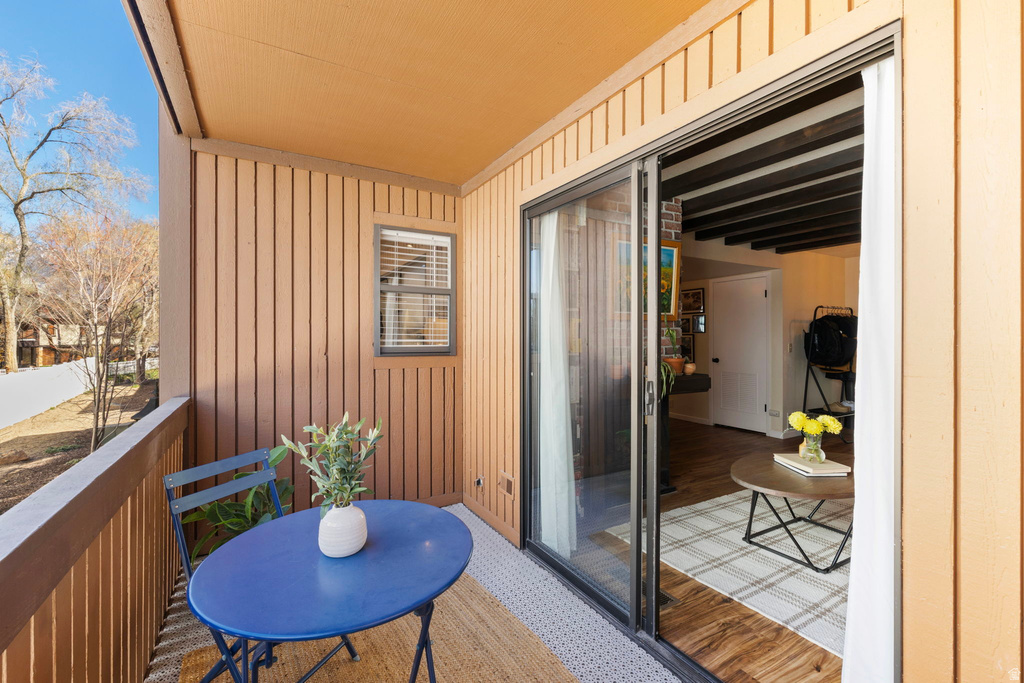 1075 COUNTRYWOODS CIR. #21A Cottonwood Heights, UT 84047