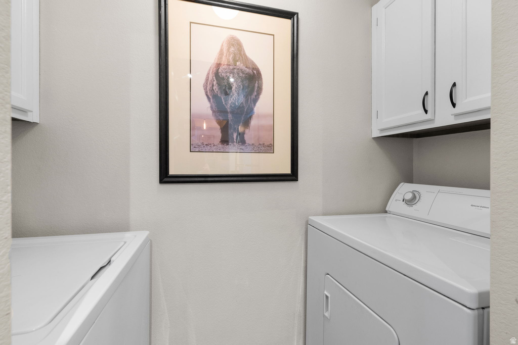 1075 COUNTRYWOODS CIR. #21A Cottonwood Heights, UT 84047