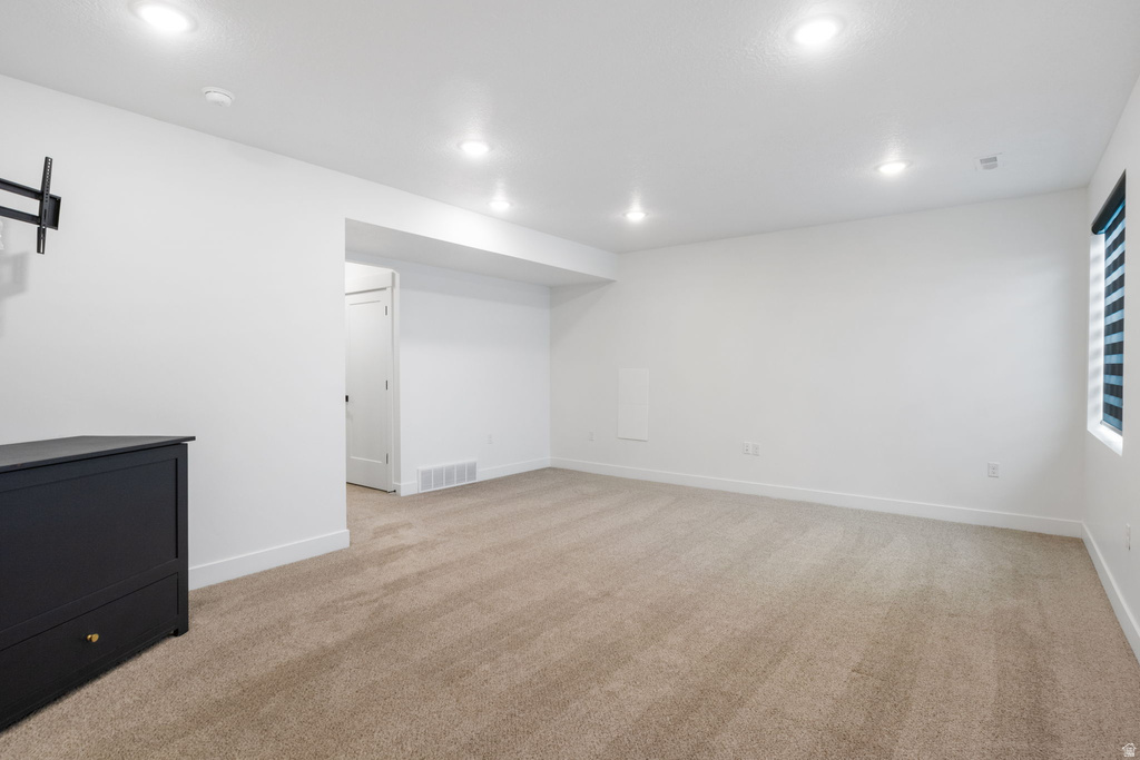 677 E KINGS LNDG Tooele, UT 84074