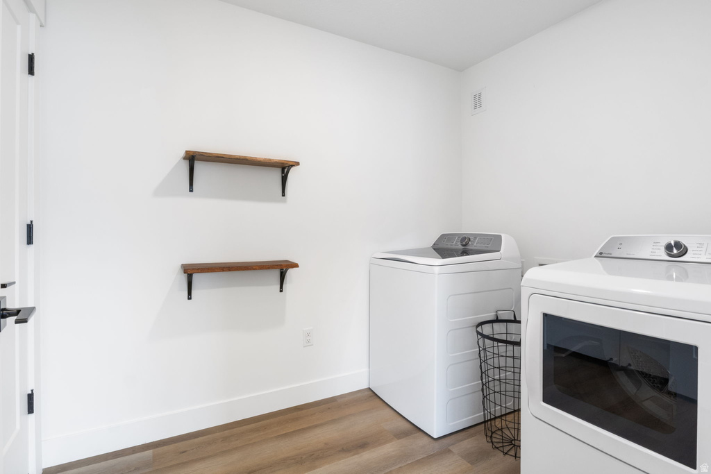 677 E KINGS LNDG Tooele, UT 84074