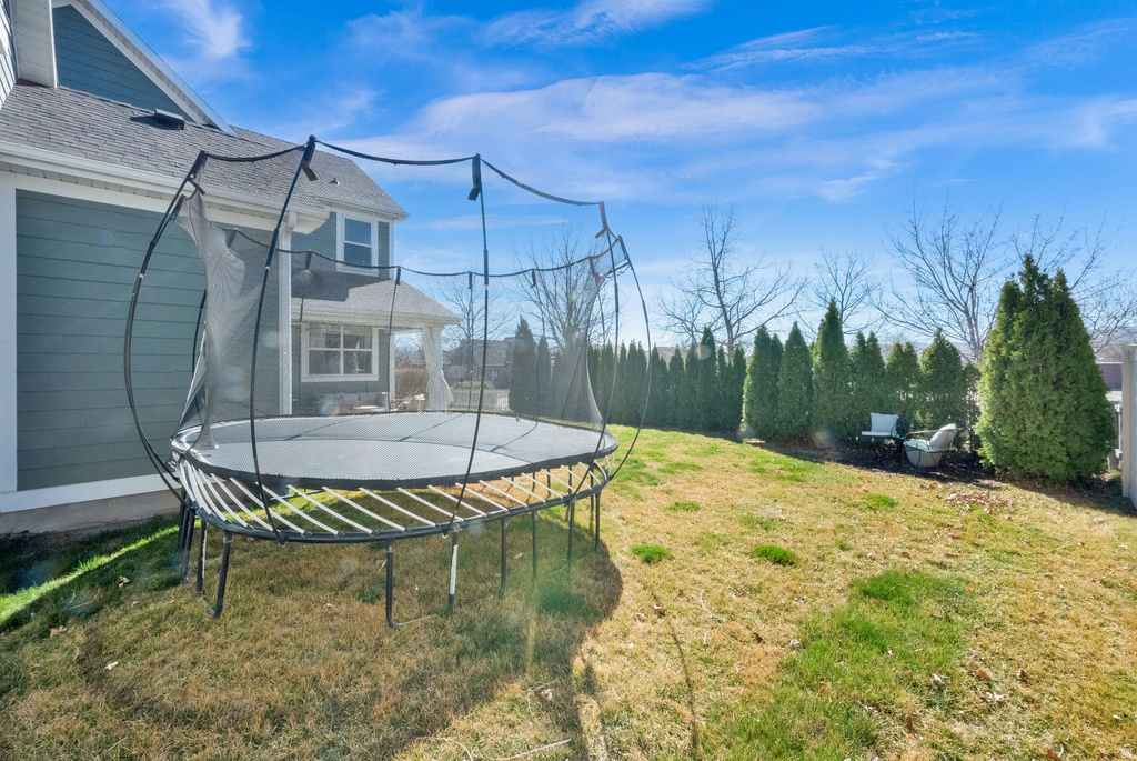 11676 S HARVEST RAIN AVE South Jordan, UT 84009