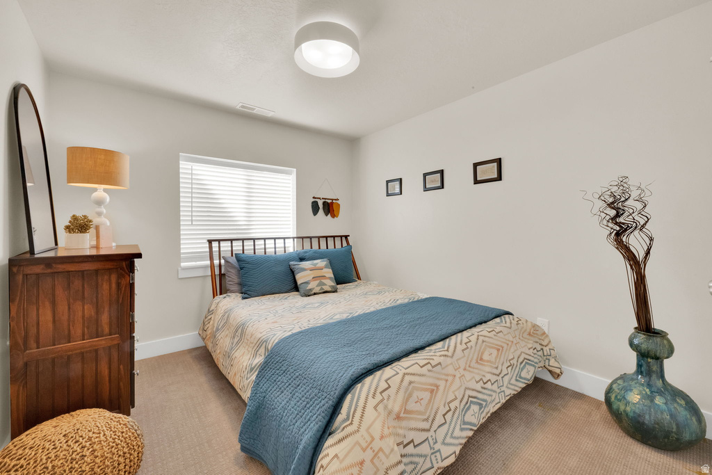 11676 S HARVEST RAIN AVE South Jordan, UT 84009