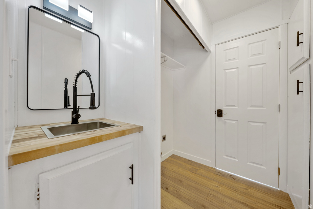 7107 S 1245 W West Jordan, UT 84084