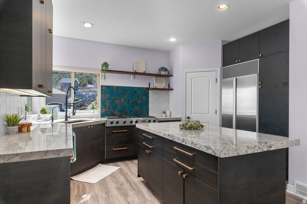 6930 N COMANCHE ST Eagle Mountain, UT 84005