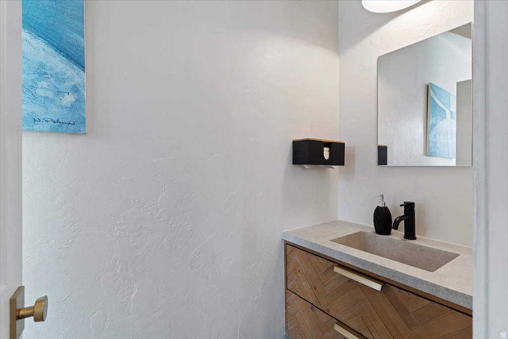 2377 JEFFERSON AVE Ogden, UT 84401