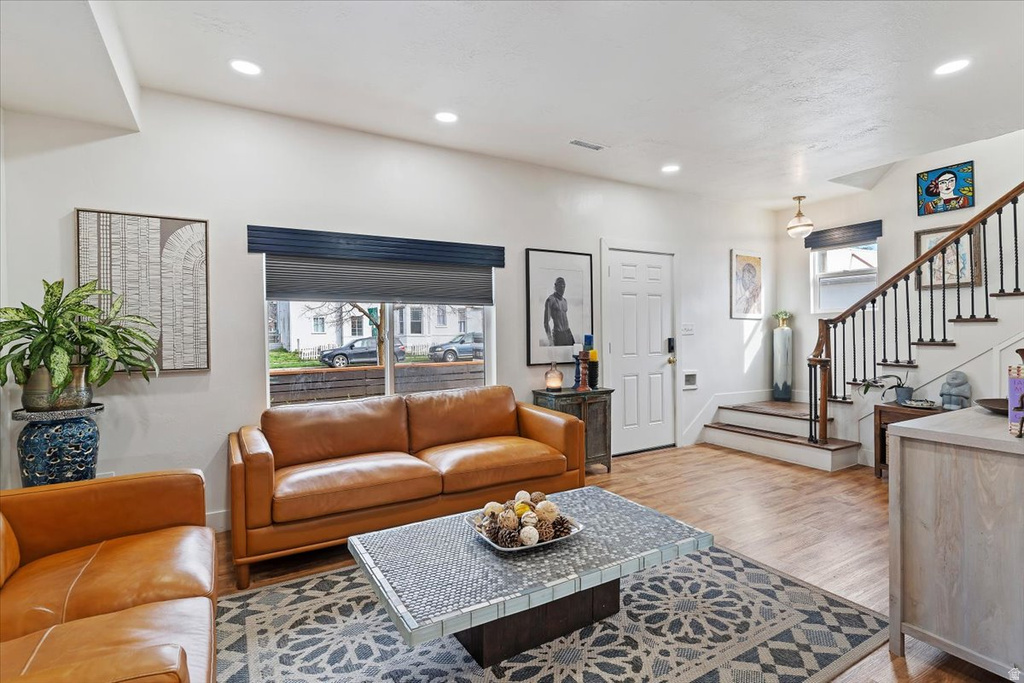 2377 JEFFERSON AVE Ogden, UT 84401