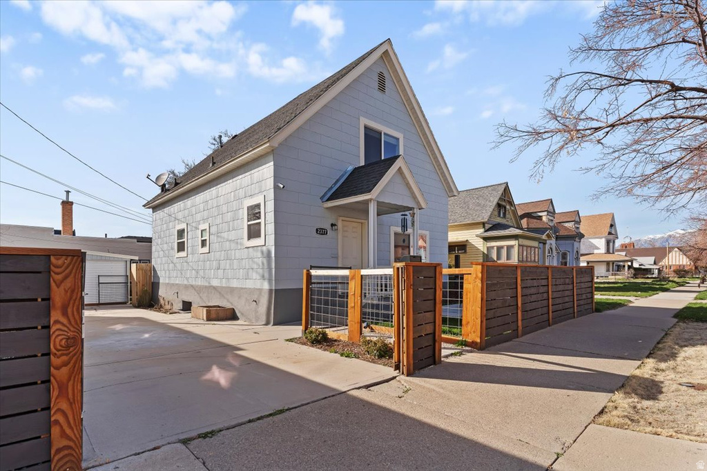 2377 JEFFERSON AVE Ogden, UT 84401