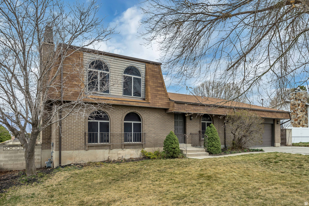 5731 S BLAKE DR Taylorsville, UT 84129