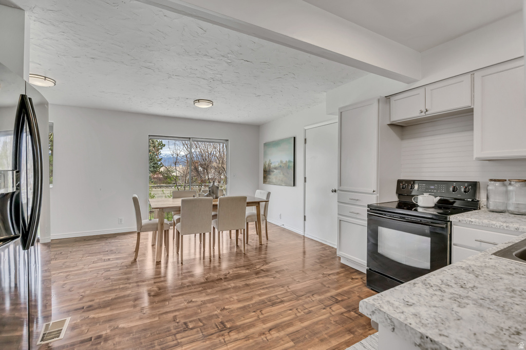 5731 S BLAKE DR Taylorsville, UT 84129