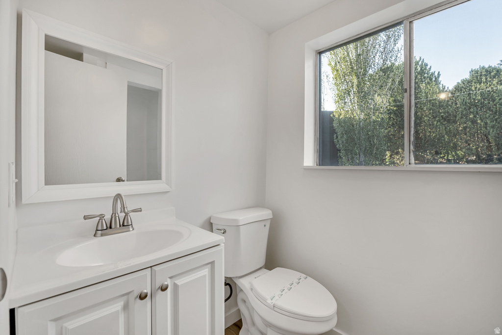 5731 S BLAKE DR Taylorsville, UT 84129