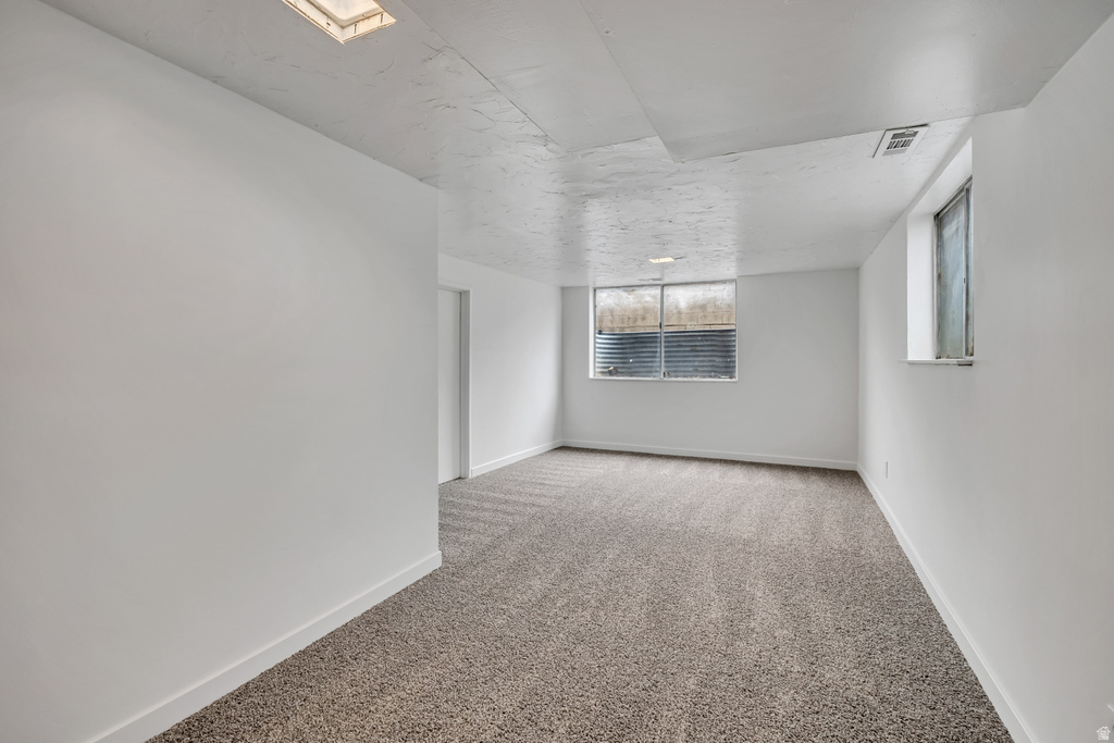 5731 S BLAKE DR Taylorsville, UT 84129